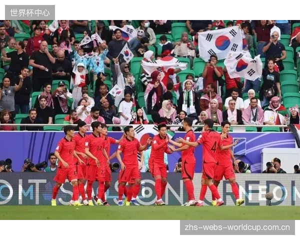 韩国国内舆论普遍看好出线，球队如何将外界的高期望转化为动力是关键。
